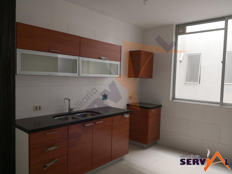 2-thumbnail-hermoso-departamento-inmediaciones-av-uyuni-avmelchor-urquidi