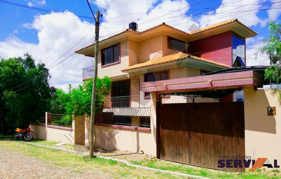 1-thumbnail-vendo-hermosa-casa-de-3-k5-a-sacaba