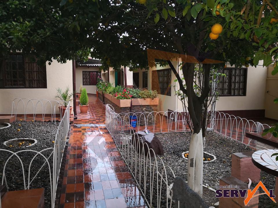 2-thumbnail-vendo-casa-de-1-planta-inmediaciones-urb-aranjuez