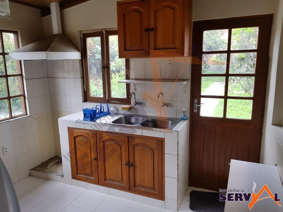 12-thumbnail-casa-en-venta-a-pasos-m2