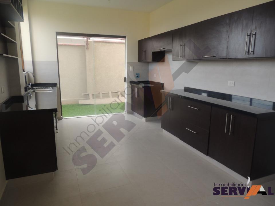 9-thumbnail-vendo-casa-de-dos-planta-inmediaciones-av-caracol