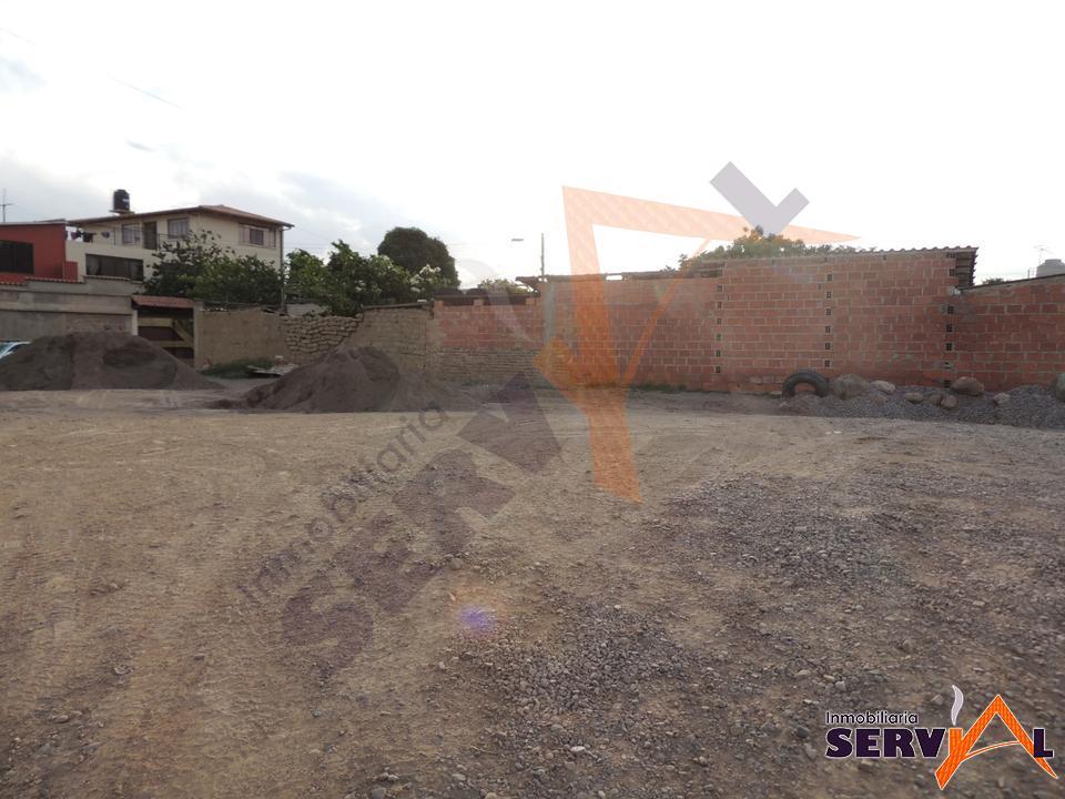 1-thumbnail-vendo-lote-en-esquina-en-av-victor-ustariz-sobre-428m