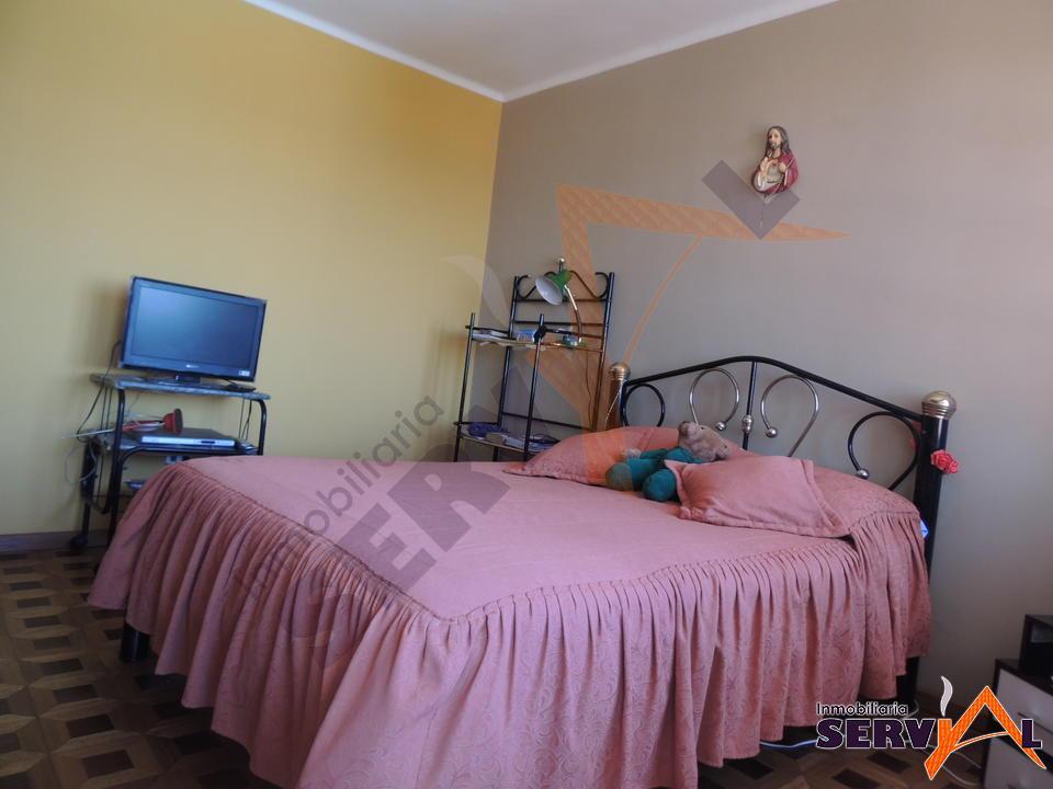 8-thumbnail-casa-de-2-plantas-en-circunvalacion-atahualpa