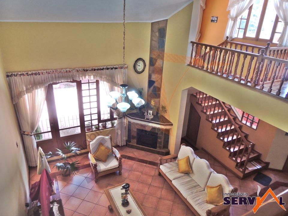 4-thumbnail-casa-de-2-plantas-en-circunvalacion-atahualpa