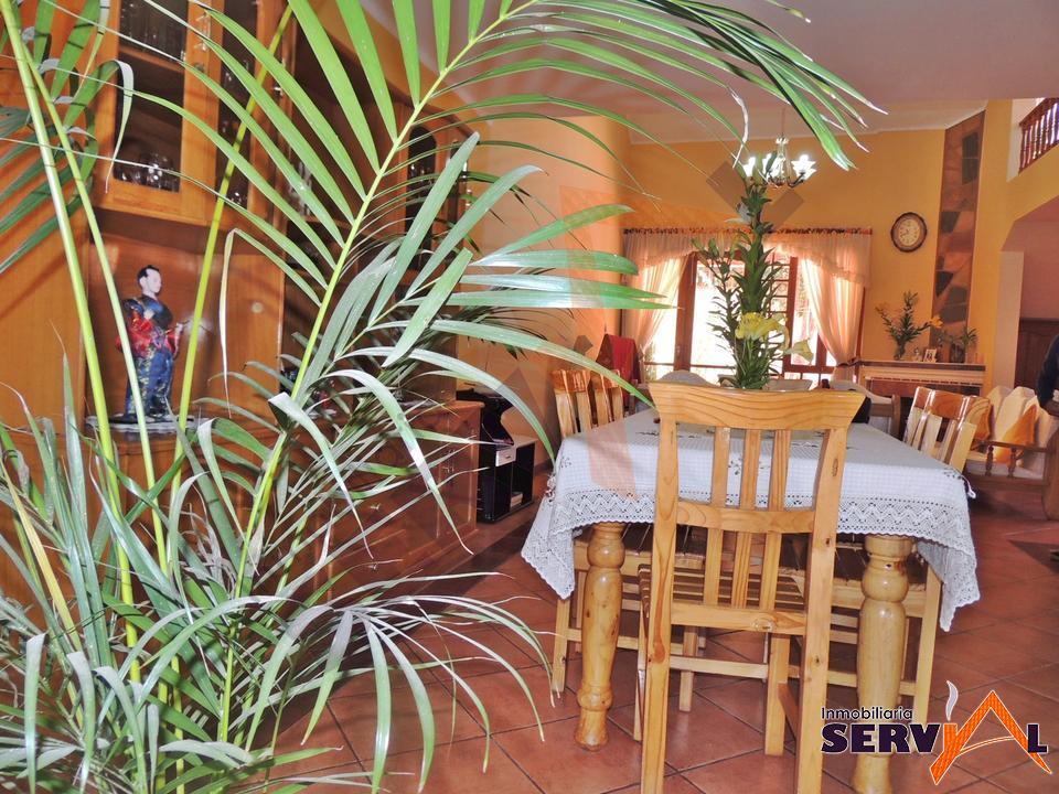 5-thumbnail-casa-de-2-plantas-en-circunvalacion-atahualpa