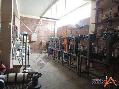 en-venta-gran-local-para-av-villazon-proximo-es-anita