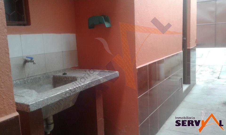 9-thumbnail-casa-independiente-en-alquiler-zona-de-mayo