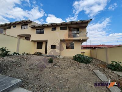 linda-casa-a-estrenar-en-chilimarca