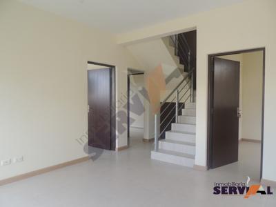 vendo-casa-de-dos-planta-final-av-caracol