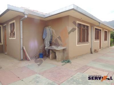 casa-en-venta-en-inmediaciondes-sacaba-km-6-1-2