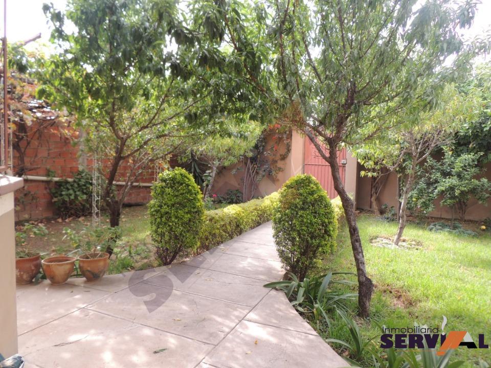 6-thumbnail-casa-en-venta-en-inmediaciondes-sacaba-km-6-1-2