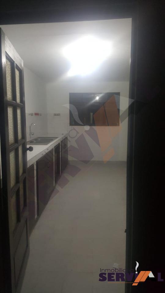 4-thumbnail-casa-independiente-en-anticretico-con-las-memorias