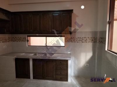 casa-en-venta-estilo-minimalista-pproximo-surtidor-las-islas