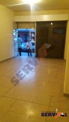 amplia-tienda-trastienda-en-inmediaciones-c-oquendo-heroinas