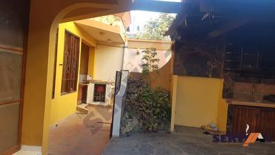 alquilo-casa-de-2-pisos-haenke-villavicencio