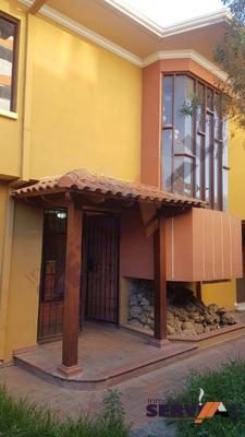 alquilo-casa-de-2-pisos-haenke-villavicencio