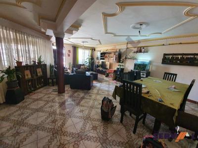 amplio-departamento-en-anticretico-en-vista