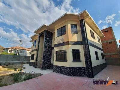 sobre-avenida-casa-2-plantas-arce