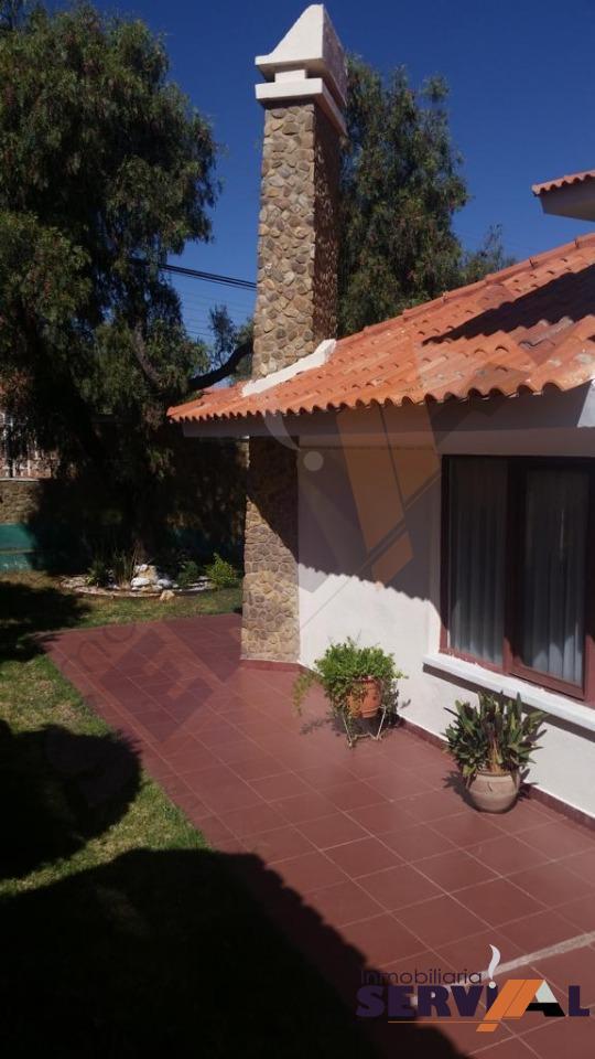 1-thumbnail-hermosa-casa-independiente-en-alquiler-4-avcircunvalacion