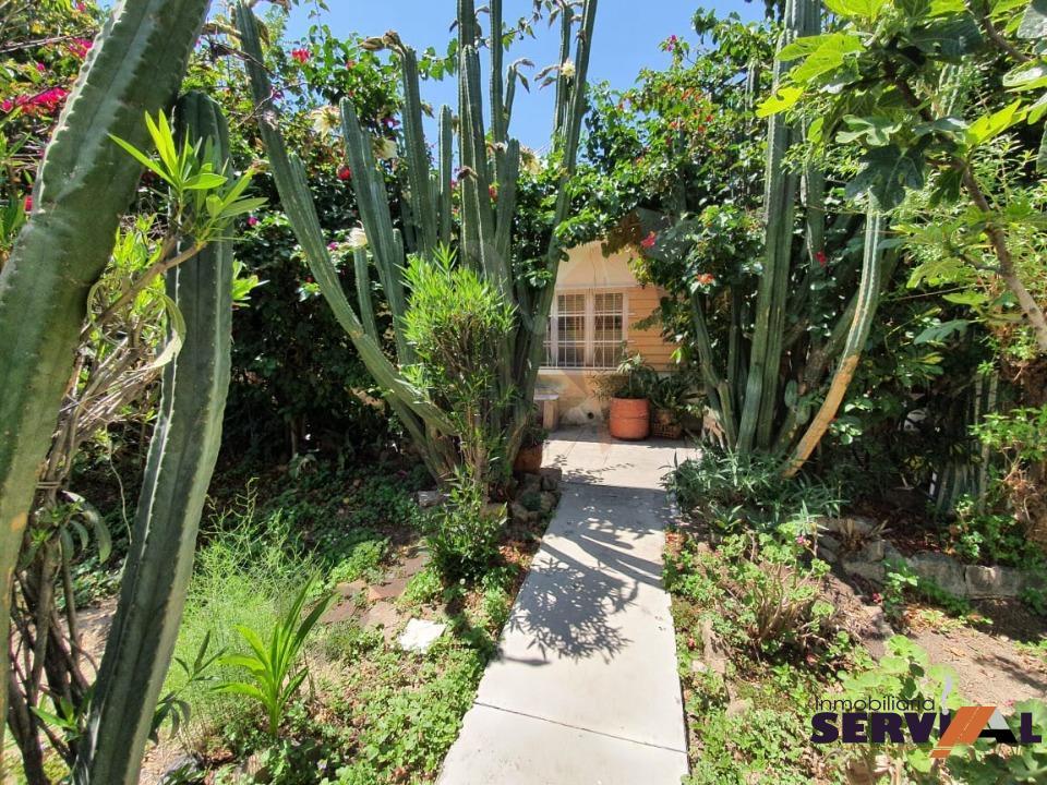 8-thumbnail-amplio-lote-en-venta-en-poveda