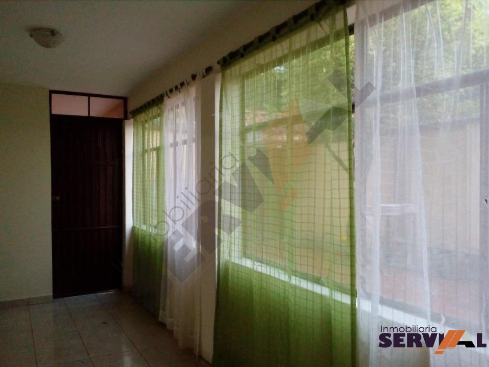 2-thumbnail-comoda-casa-de-2-plantas-del-hospital-viedma