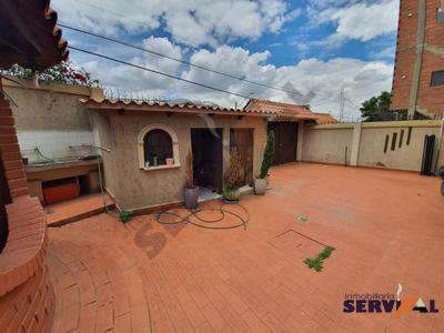 casa-independiente-de-dos-plantas-av-circunvalacion