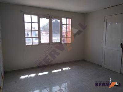 alquilo-casa-3-plantas-en-t-haenke