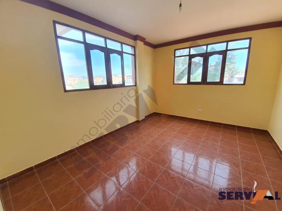 6-thumbnail-casa-en-venta-con-departamento-av-victor-ustariz
