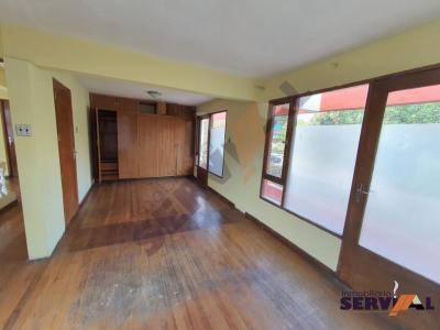 amplia-casa-en-alquiler-sobre-parque-de-la-familia