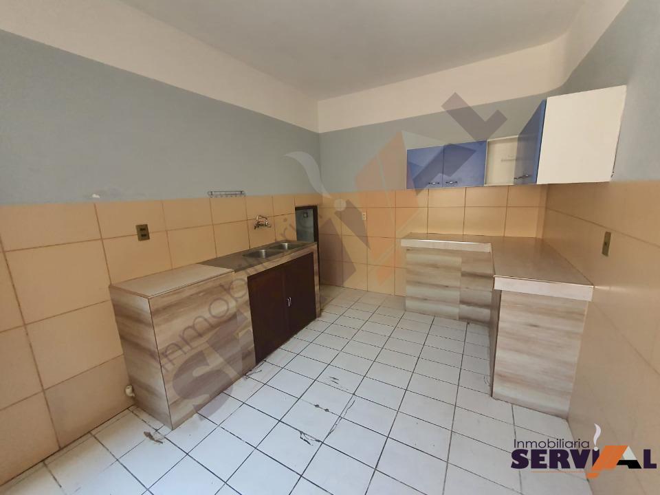 8-thumbnail-casa-semi-independiente-en-alquiler-perez-de-olguin