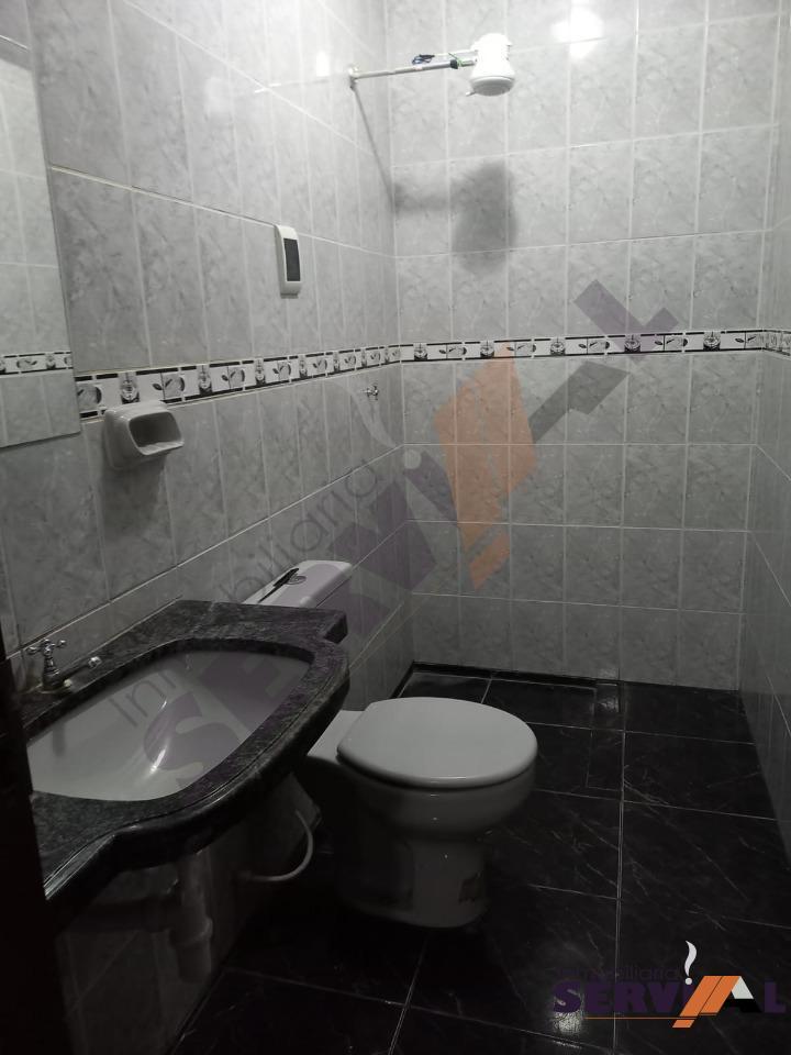 7-thumbnail-amplio-departamento-en-alquiler-en-av-simon-lopez