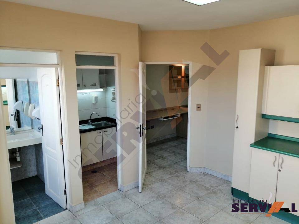 1-thumbnail-en-venta-oficina-en-inmediaciones-del-correo